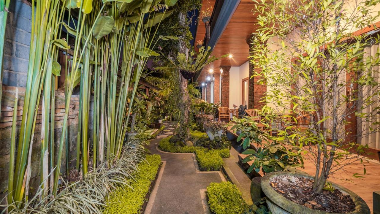Saka House Hotell Ubud Exteriör bild